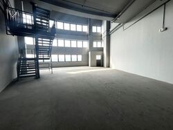 Carros Centre (D25), Warehouse #590274941